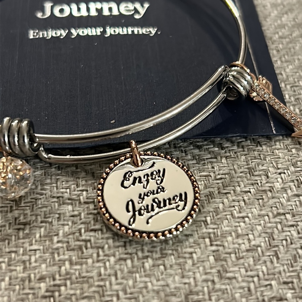 SilverWorks Enjoy the Journey Bangle.  NEW